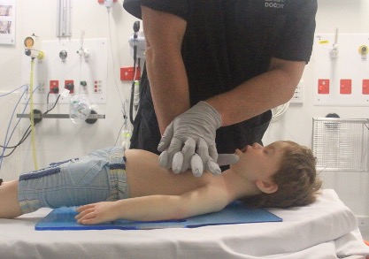Resuscitation chest compressions child 2